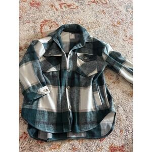 SO Green Plaid Shacket Womens Medium Heavyweight Wool Blend Button Up Jacket